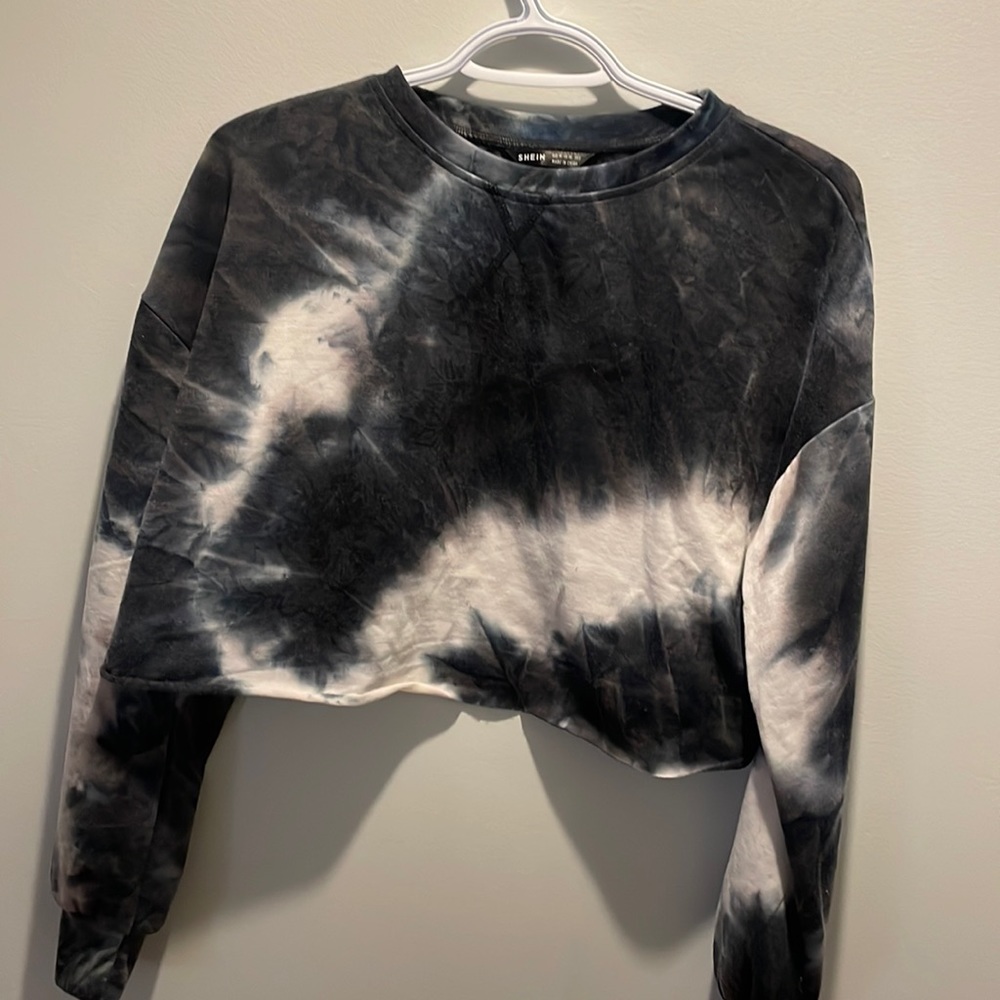 Pick 2 for $20 - SHEIN medium crop pajama shirt